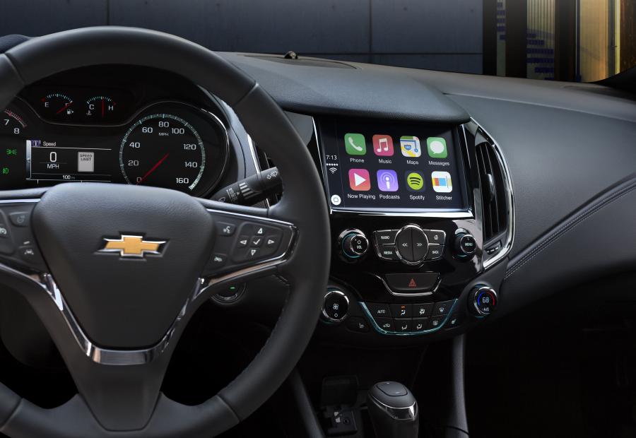  Chevrolet Cruze Premier RS 2016 года  (фото 10 из 34)